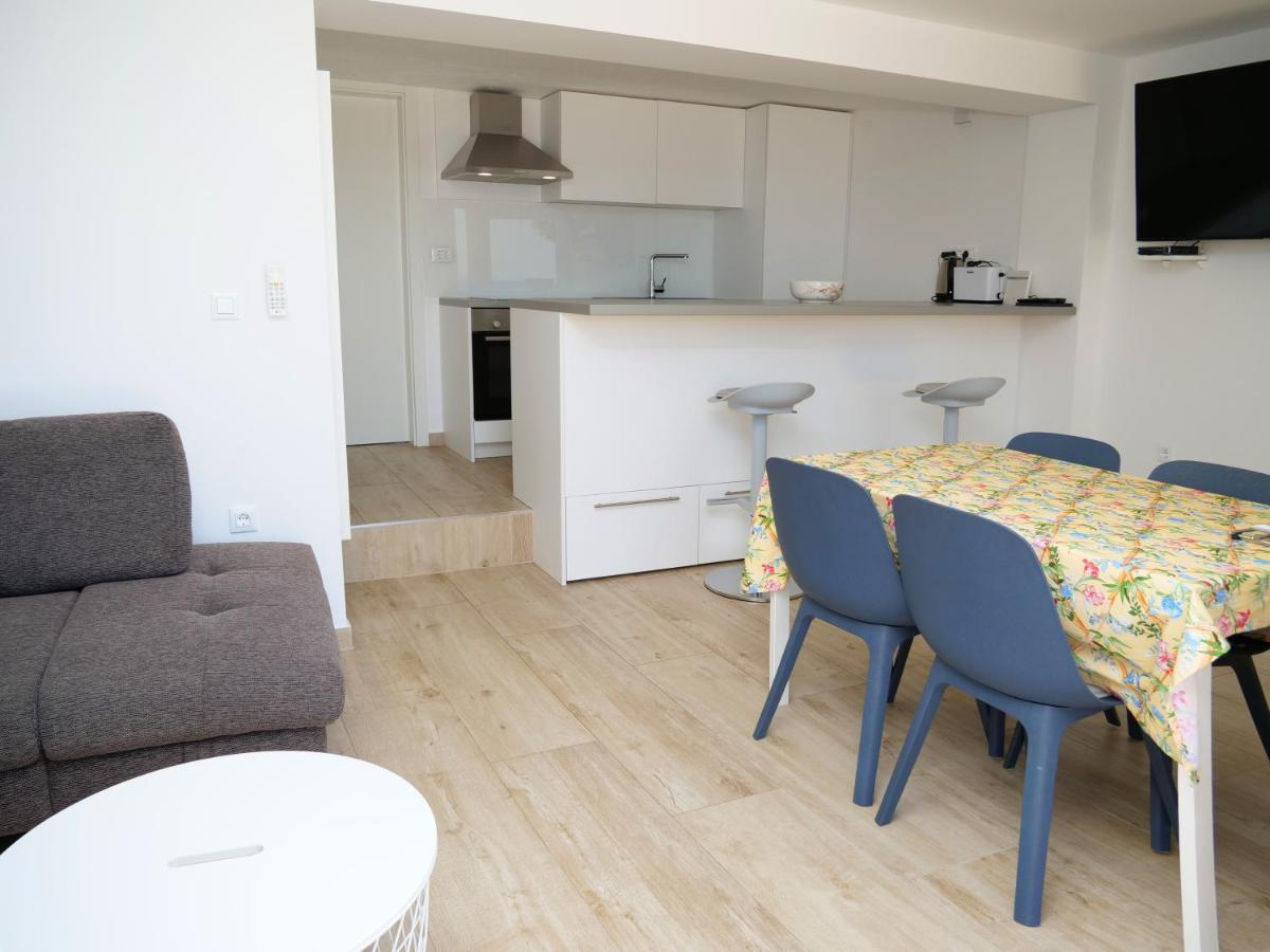 Apartmani Smilja Primošten Εξωτερικό φωτογραφία